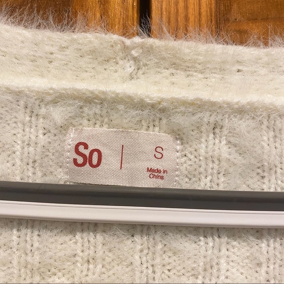 Fuzzy Cropped Cardigan - Picture 3 of 3